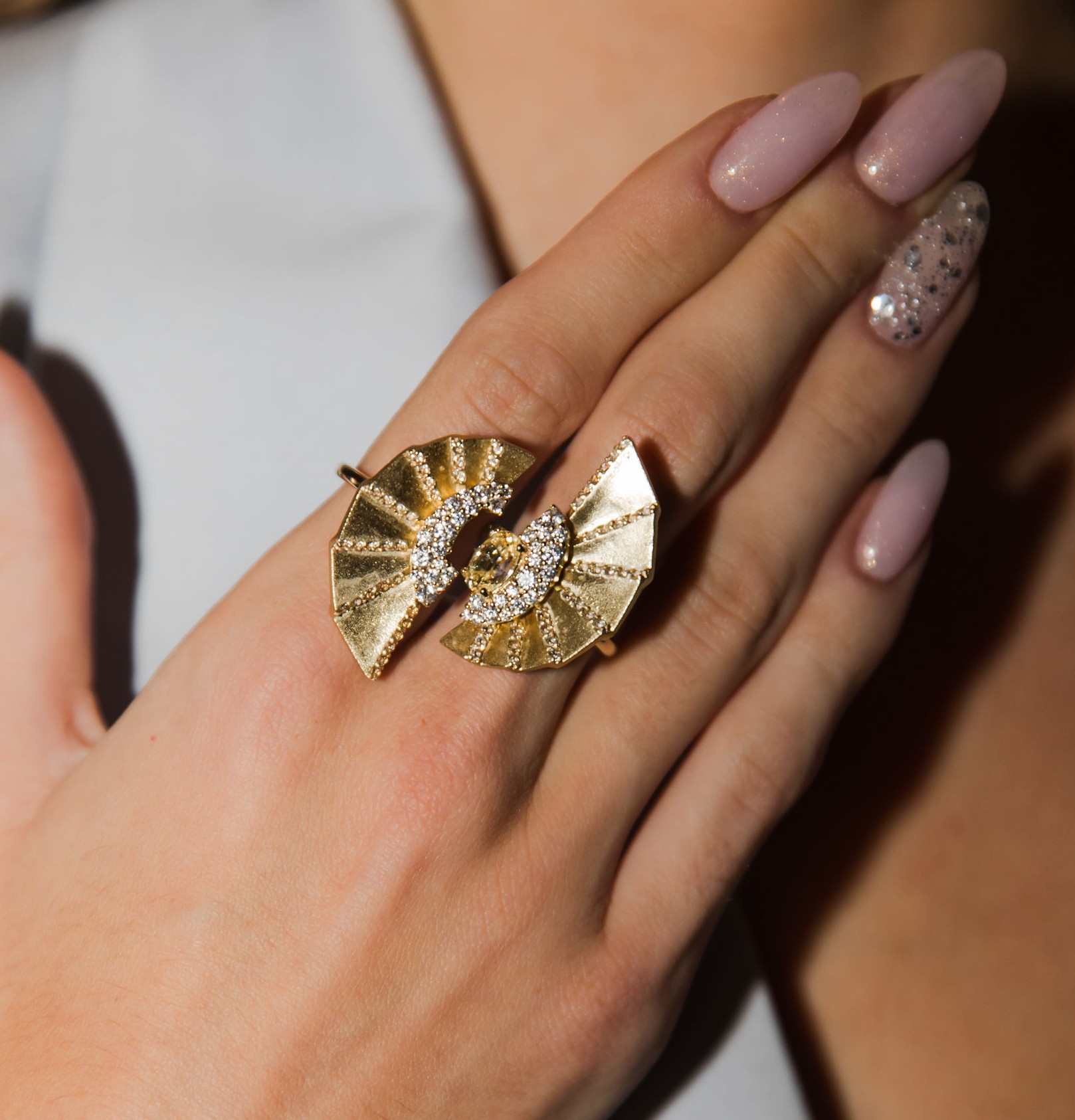 BeautyEQ-TwilightDinner-JewelleryBackstage-36
