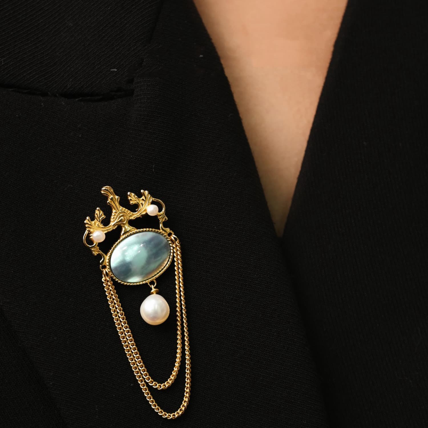 Baroque Heritage Brooch – Shiny & Co Jewellery